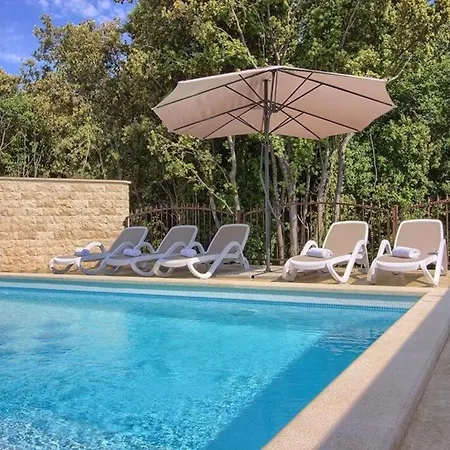 بيت للعطل Mit Privatpool Fuer 20 Personen Ca 480 Qm In Banjole, Istrien Istrische Riviera بنجول